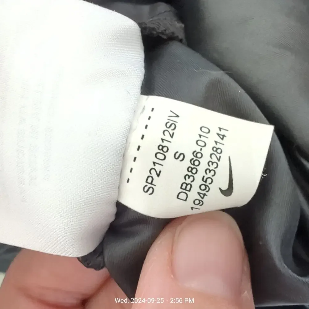 Nike Sportswear Tapered Jogger Pants Women's Small Cuffed Black Athletic DB3866‎